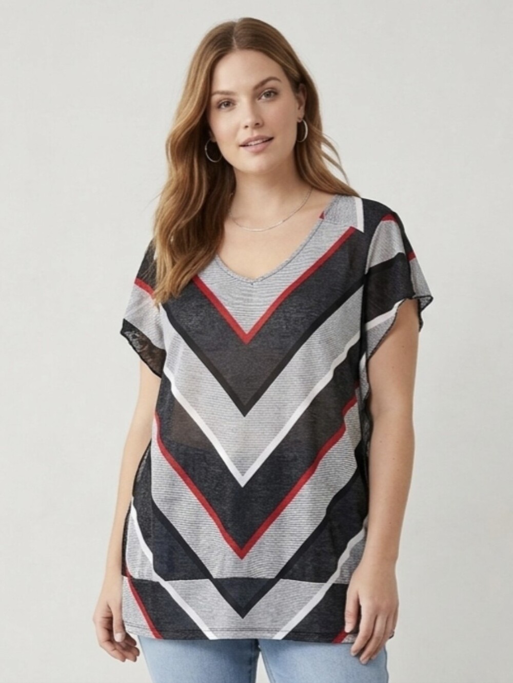 Le Grenier Graphic Chevron Print V-Neck Top – Lightweight & Stretchy, Size XL